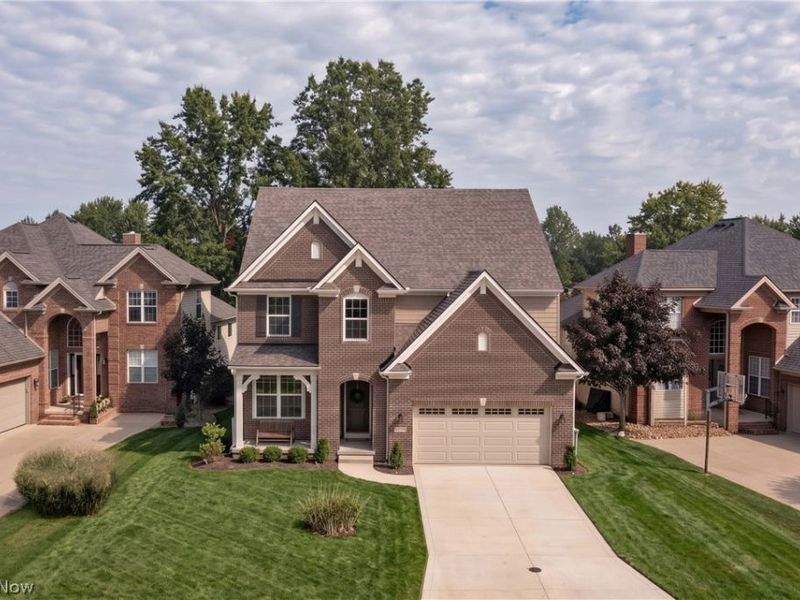 34244 Crown Colony Drive, Avon, OH 44011 Photo 2