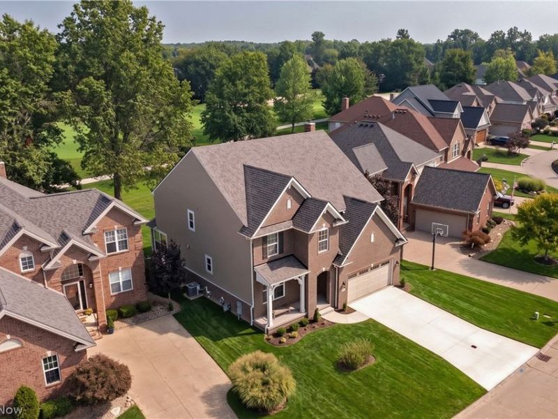 34244 Crown Colony Drive, Avon, OH 44011 Photo 5