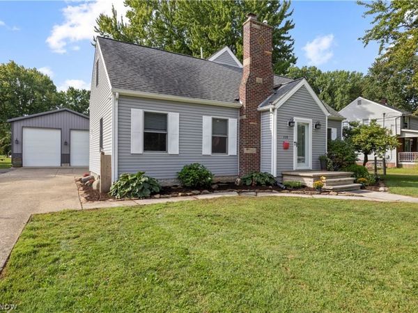 319 E Main Street, South Amherst, OH 44001
