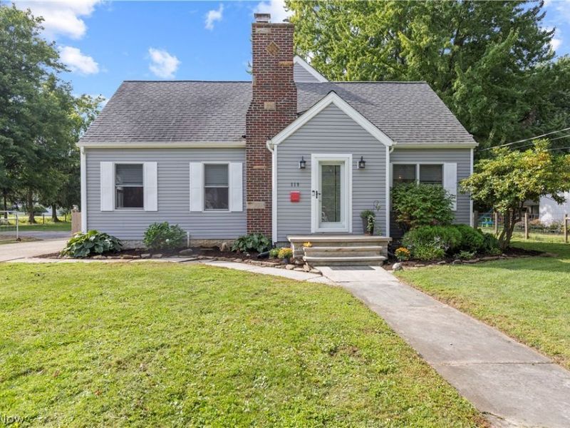 319 E Main Street, South Amherst, OH 44001 Photo 2