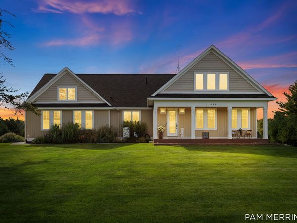 21899 Hilltop Circle, Stanwood, MI 49346