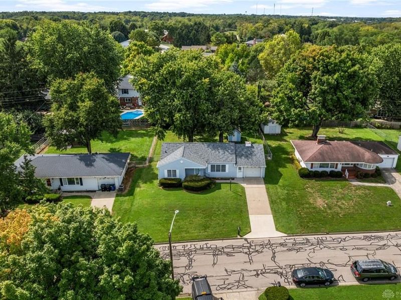 731 Crestview Drive, Wilmington, OH 45177 Photo 7