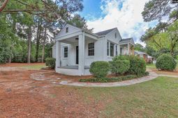 1740 Sunnyside Drive photo 4