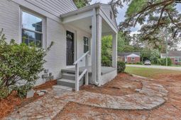 1740 Sunnyside Drive photo 4