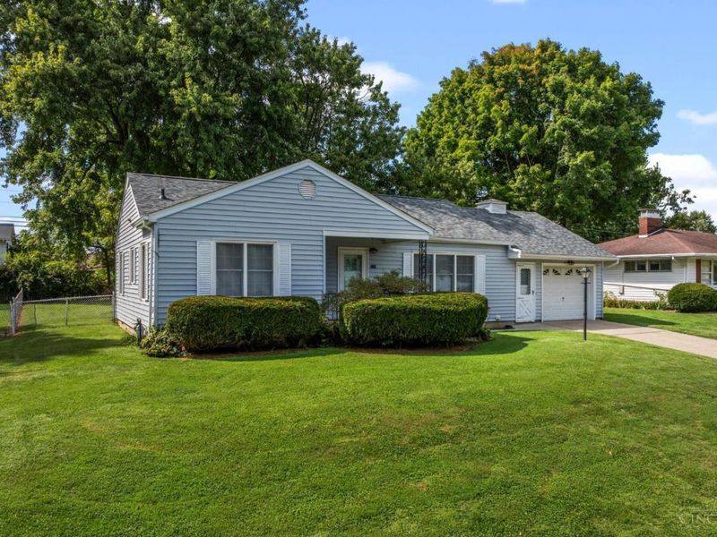 731 Crestview Drive, Wilmington, OH 45177 Photo 2