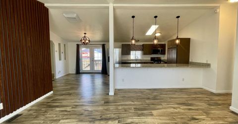 483 W Patrician Drive, Reno, NV 89506 Photo