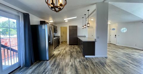 483 W Patrician Drive, Reno, NV 89506 Photo