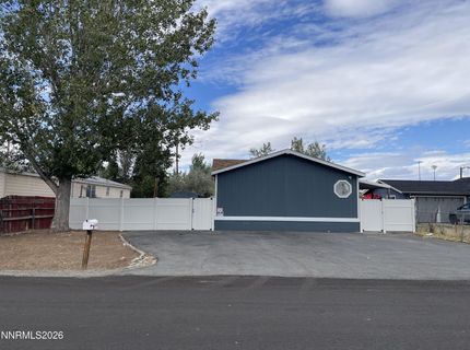 483 W Patrician Drive, Reno, NV 89506 Photo