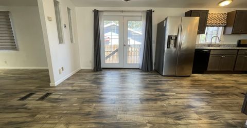 483 W Patrician Drive, Reno, NV 89506 Photo