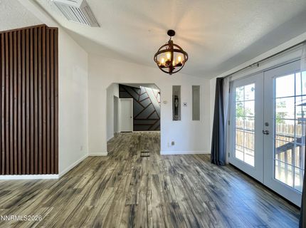 483 W Patrician Drive, Reno, NV 89506 Photo