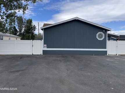 483 W Patrician Drive, Reno, NV 89506 Photo