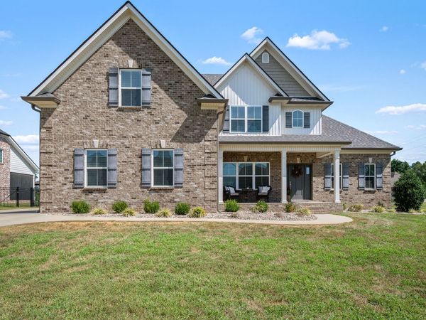602 Ruby Oaks Ln , Murfreesboro, TN 37128