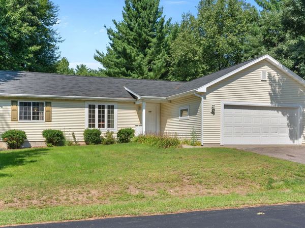 155 Arbor Drive, Wisconsin Dells, WI 53965