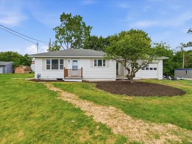 5 Grove Avenue Extension, Shelby, OH 44875