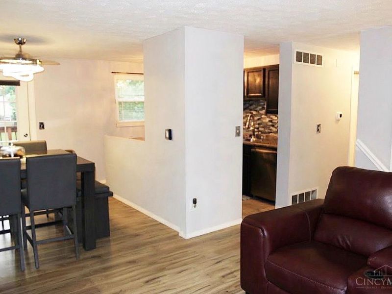 1285 W Kemper Road, Forest Park, OH 45240 Photo 4