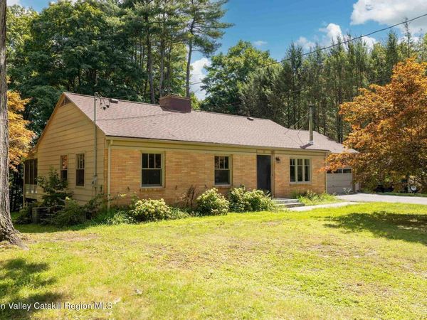 19 Pine Tree Road, West Hurley, NY 12491
