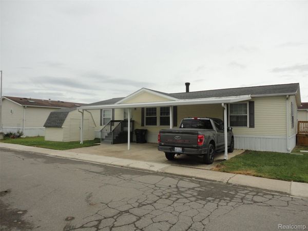 25182 Frontier Circle , Flat Rock, Mi 48134
