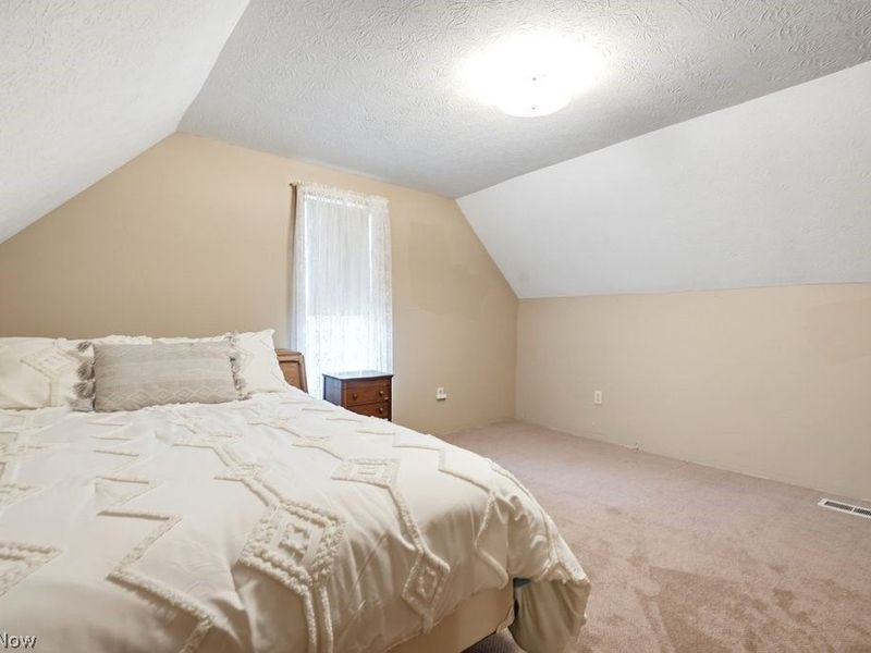 3054 Swamp Street NE, Hartville, OH 44632 Photo 20