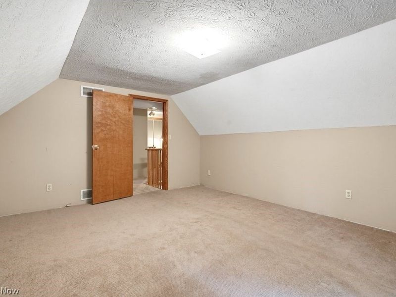3054 Swamp Street NE, Hartville, OH 44632 Photo 25