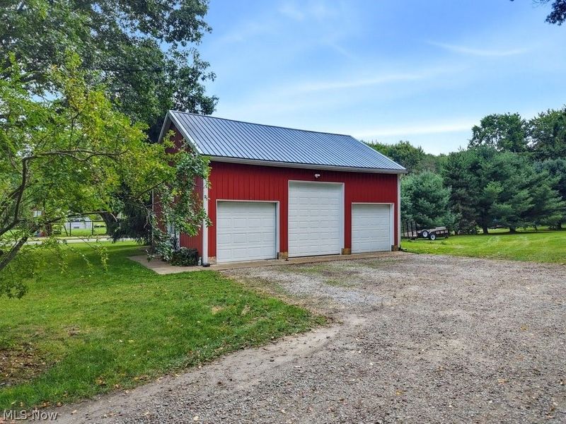 3054 Swamp Street NE, Hartville, OH 44632 Photo 31