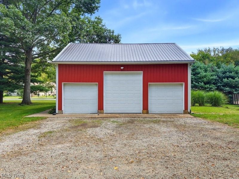 3054 Swamp Street NE, Hartville, OH 44632 Photo 32