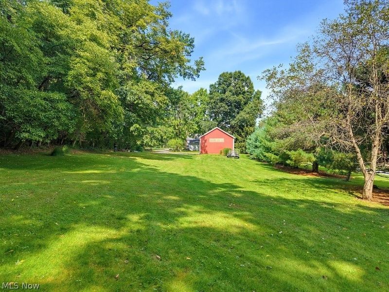 3054 Swamp Street NE, Hartville, OH 44632 Photo 34