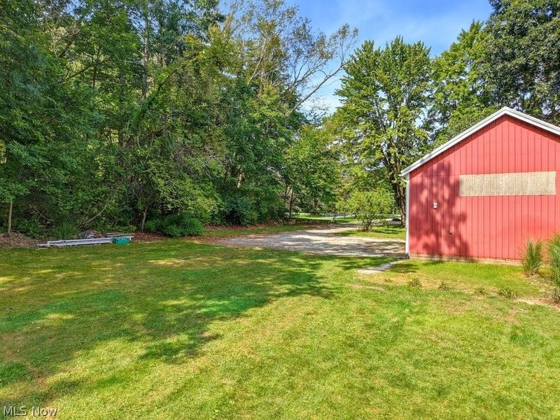3054 Swamp Street NE, Hartville, OH 44632 Photo 36