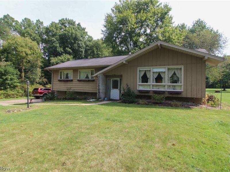 6021 Gault Road, North Jackson, OH 44451 Photo 2