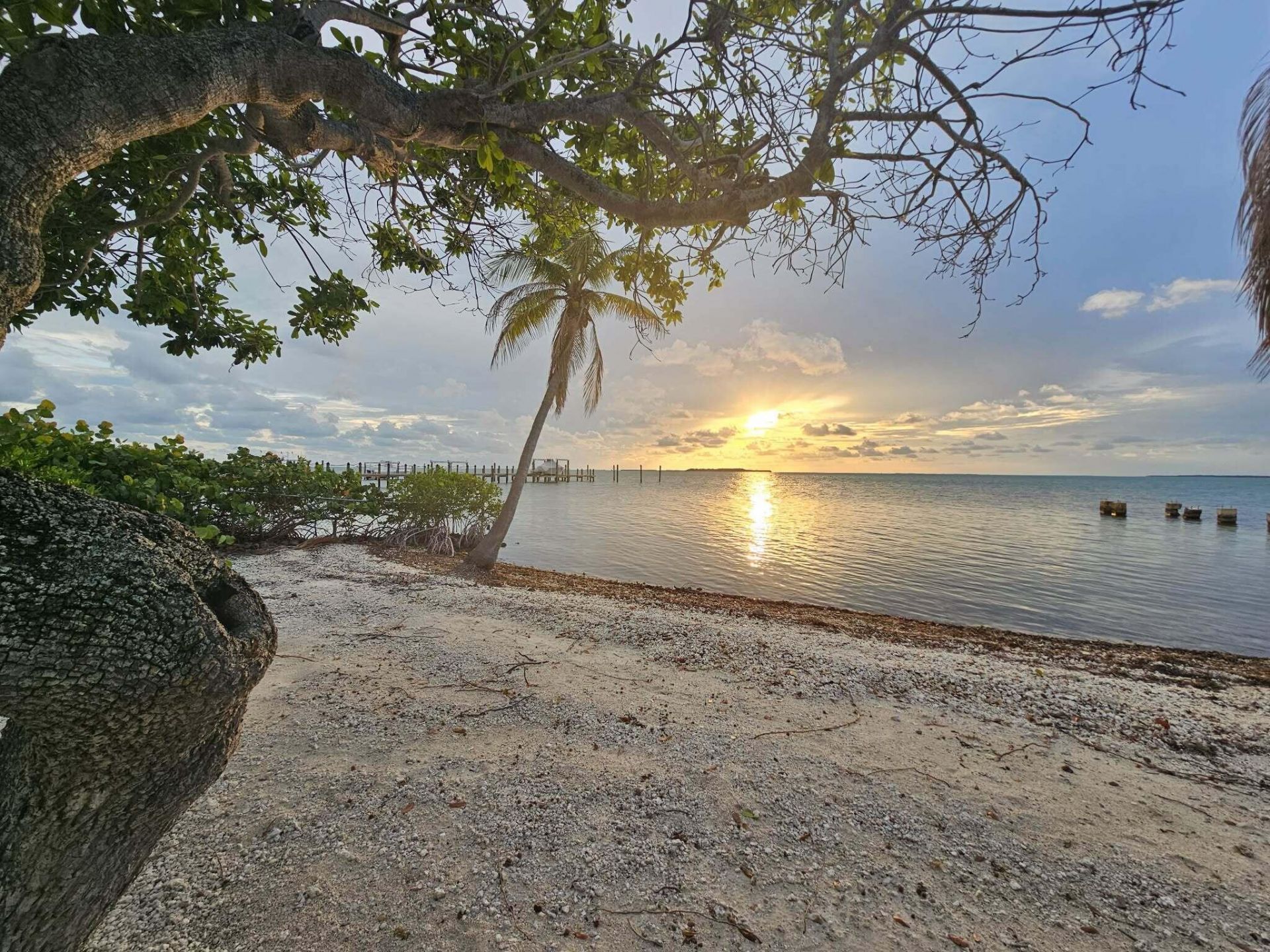 54 Sunset Road, Key Largo, FL 33037 Photo