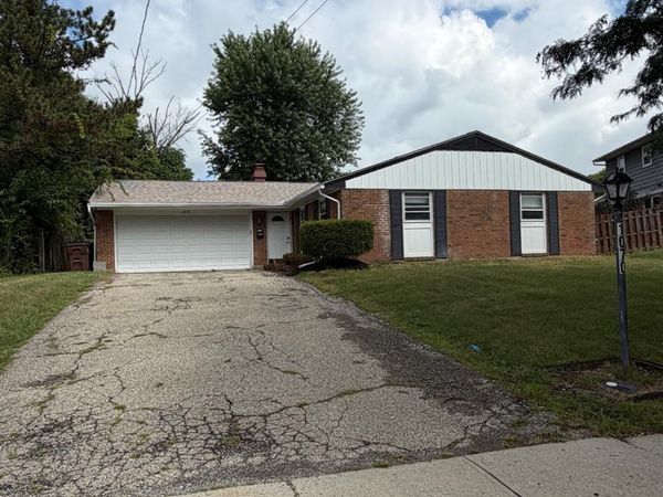 1070 Imprint Lane, Forest Park, OH 45240