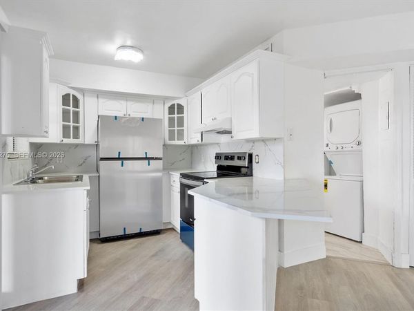 5796 W 26th Ave, Unit 205, Hialeah, FL 33016