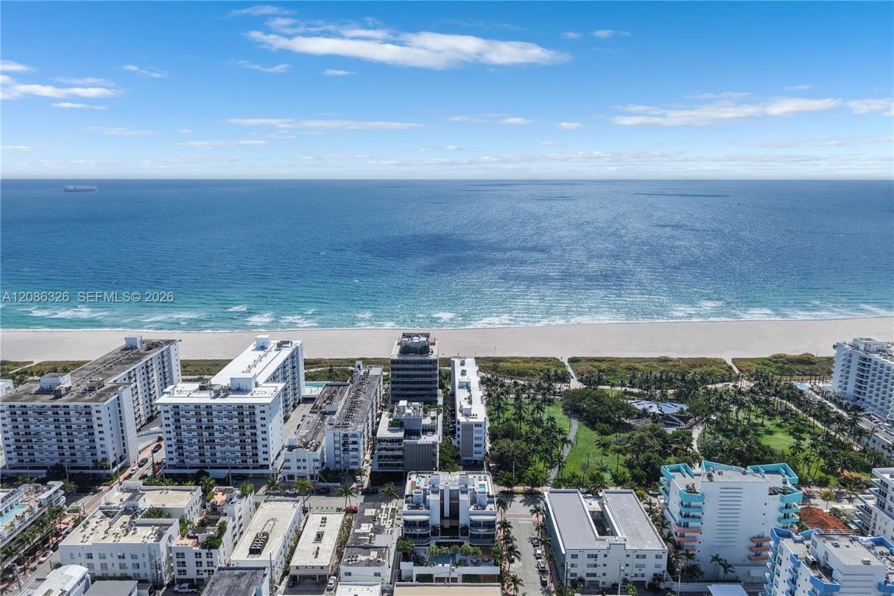 304 Ocean Dr, Unit 102, Miami Beach, FL 33139 Photo