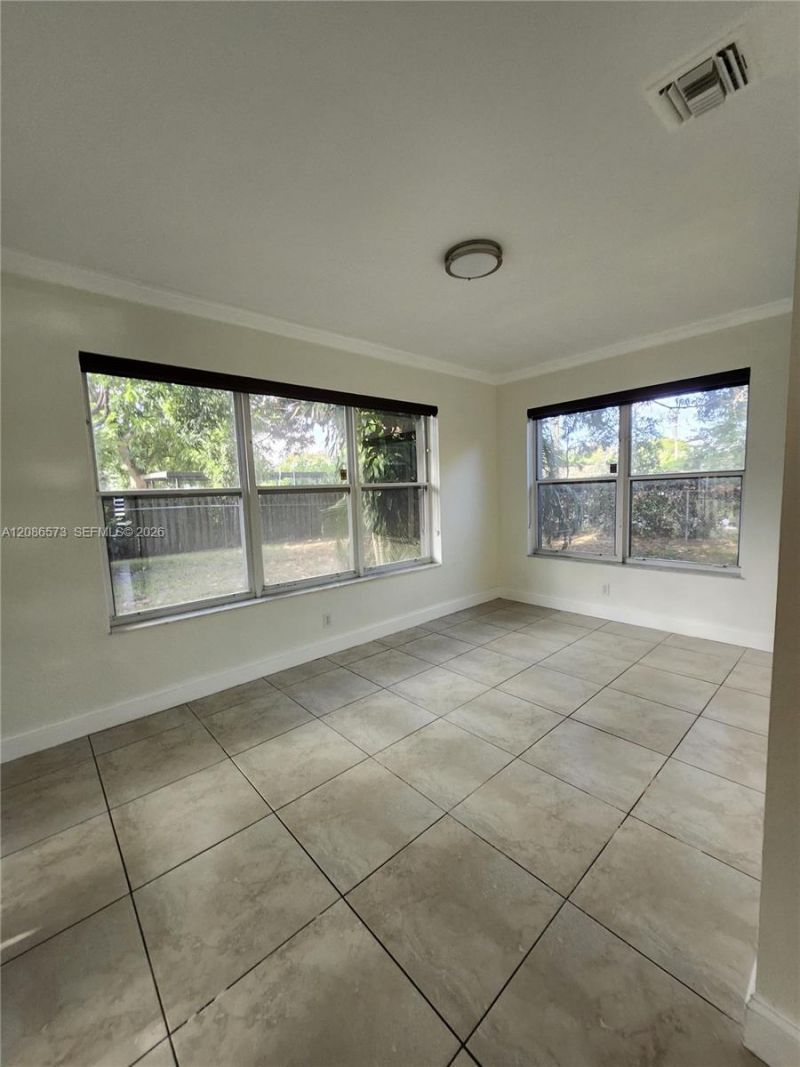 6570 Thomas St, Unit -, Hollywood, FL 33024 Photo