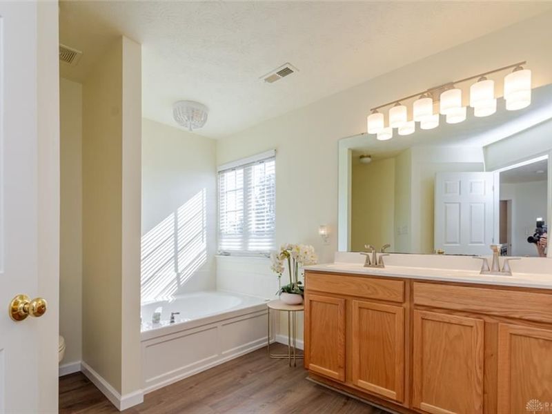 1331 Windsor Drive, Beavercreek, OH 45434 Photo 38