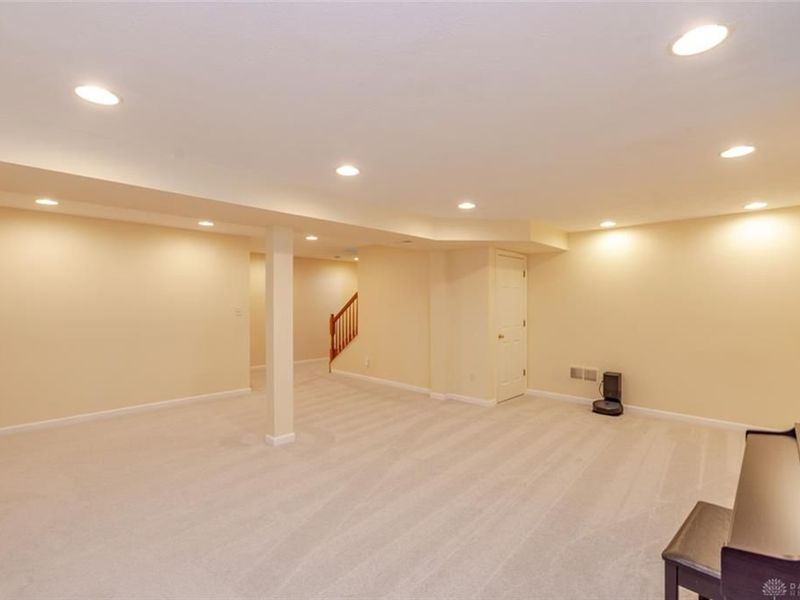 1331 Windsor Drive, Beavercreek, OH 45434 Photo 9