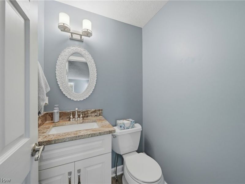 2716 Waterbury Street NW, North Canton, OH 44720 Photo 17