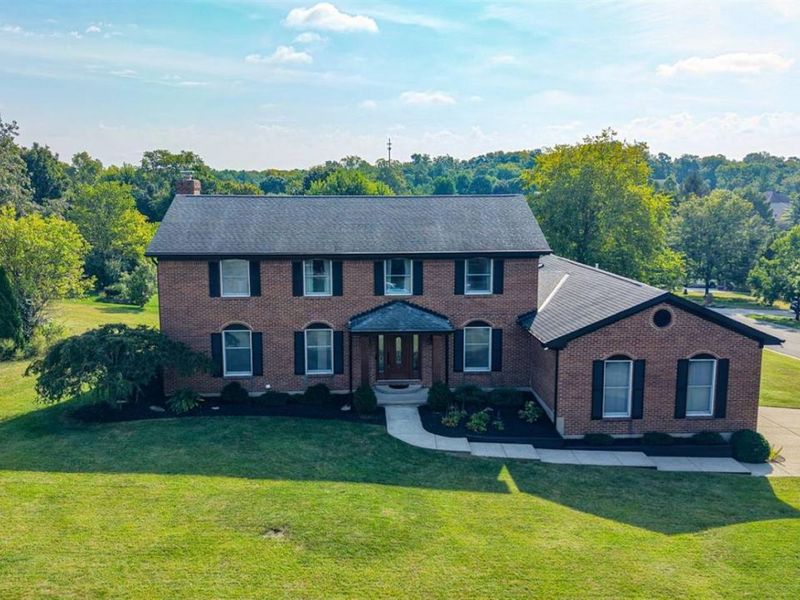 5640 Sage Meadow Court, West Chester, OH 45069 Photo 2