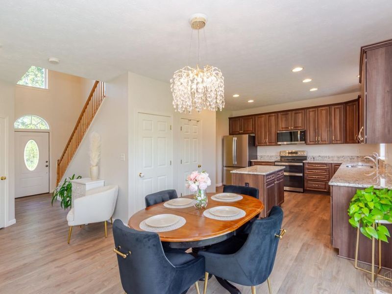 1331 Windsor Drive, Beavercreek, OH 45434 Photo 3