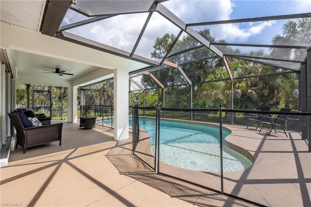 570 22nd St Ne, Naples, FL 34120 Photo