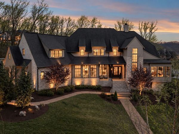6453 Penrose Dr , Brentwood, TN 37027