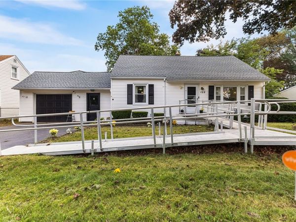 122 Harvest Drive, Rochester, NY 14626