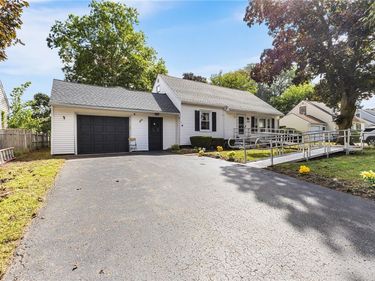 122 Harvest Drive , Rochester, NY 14626
