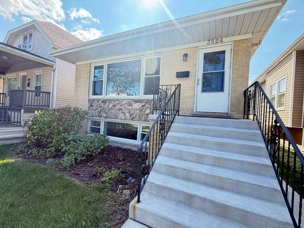 3524 N Natoma Avenue , Chicago, IL 60634