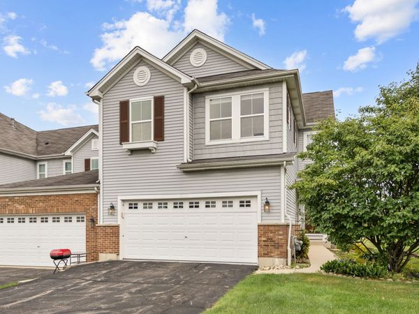 1549 Brompton Lane , Crystal Lake, IL 60014