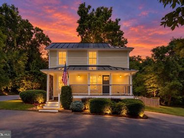18280 CLAYTON HALL ROAD , BLUEMONT, VA 20135