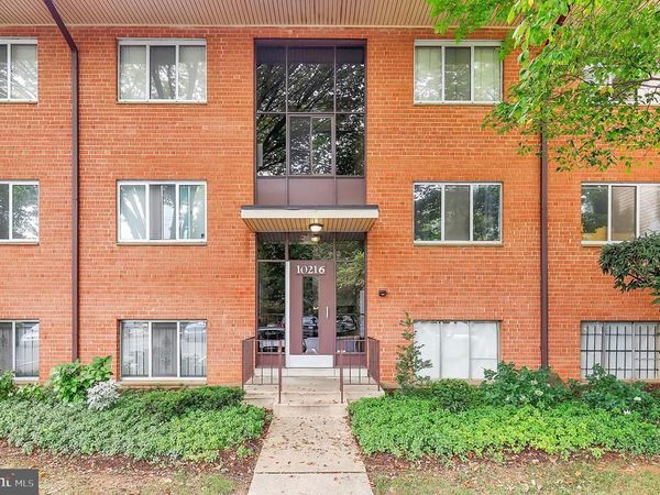 10216 ROCKVILLE PIKE, Unit 102, ROCKVILLE, MD 20852