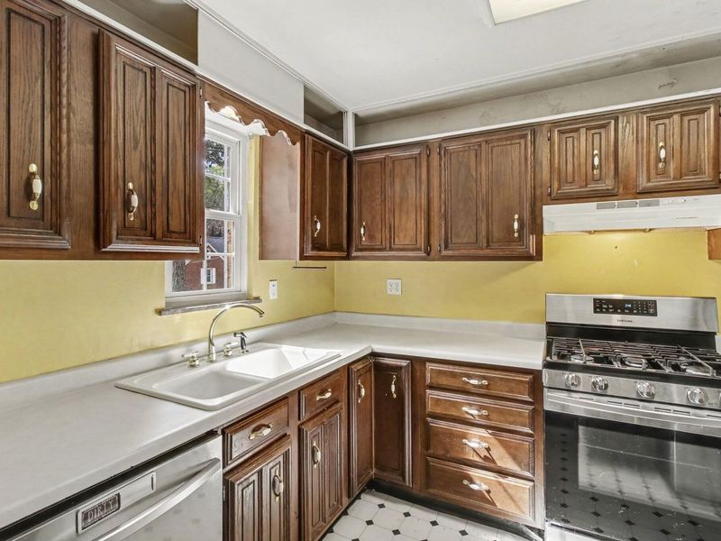 16 Edwards Court, Fort Thomas, KY 41075 Photo 9