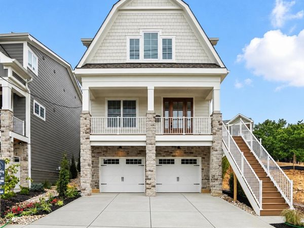 7834 Laurel Avenue, Madeira, OH 45243