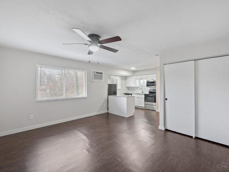 6449 Montgomery Road, Cincinnati, OH 45213 Photo 5
