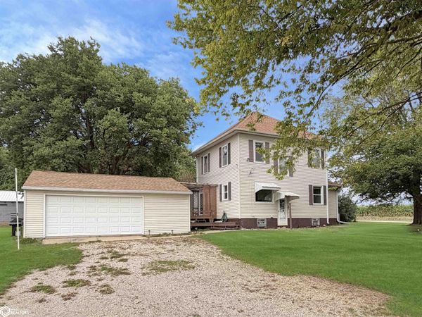 1078 L Avenue, Reinbeck, IA 50669